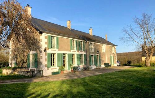 Loue Gîte de Caractère à Aubigny (89) - 14 couchages
