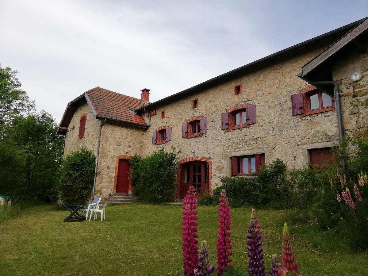 Loue maison de caractère à l’orée des bois avec grange aménagée - 14 couchages