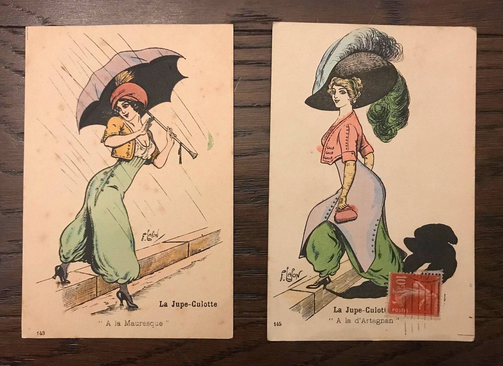 2 cartes postales fantaisie - costume féminin