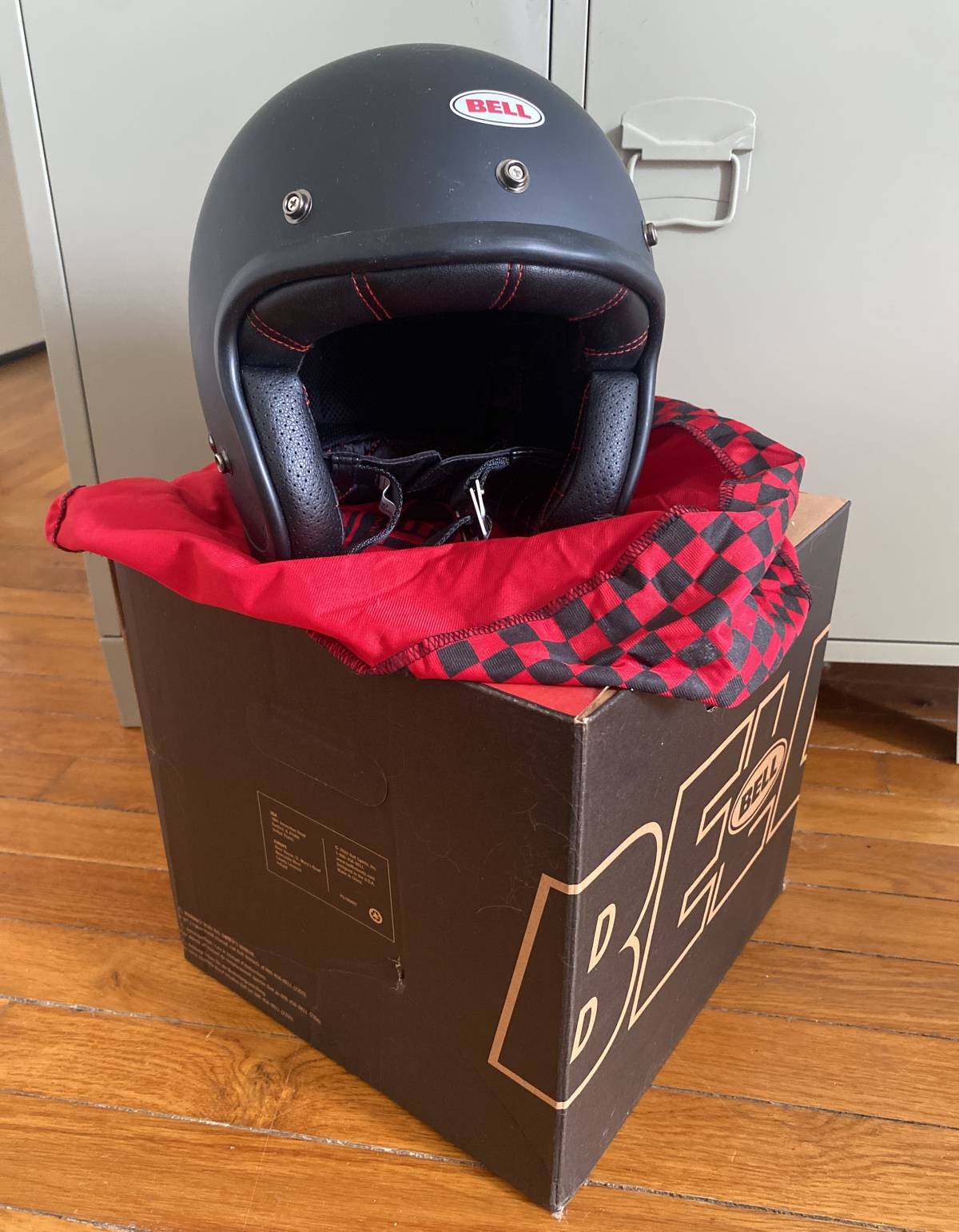 Vends casque moto Bell, 2025, 10km