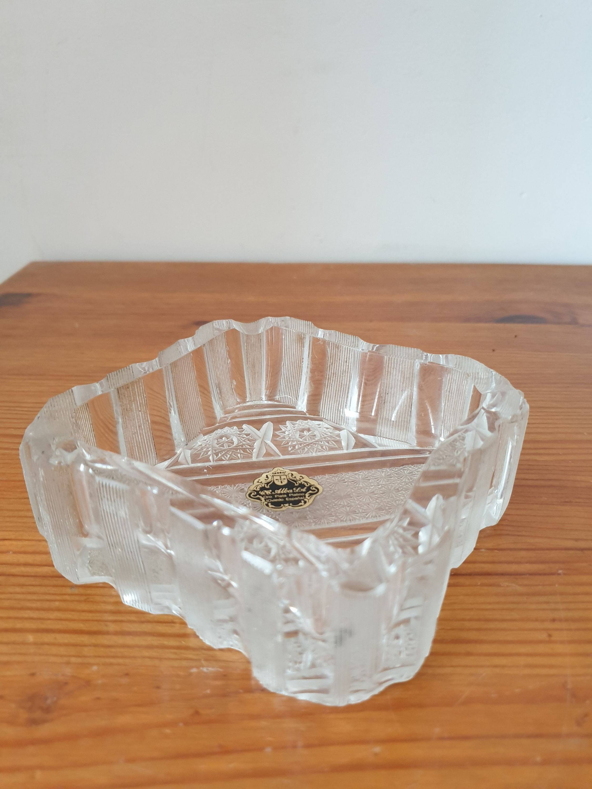 Cendrier en cristal taillé vintage Oviedo Espana  C.C.Alba  S.A. 4x11 cm