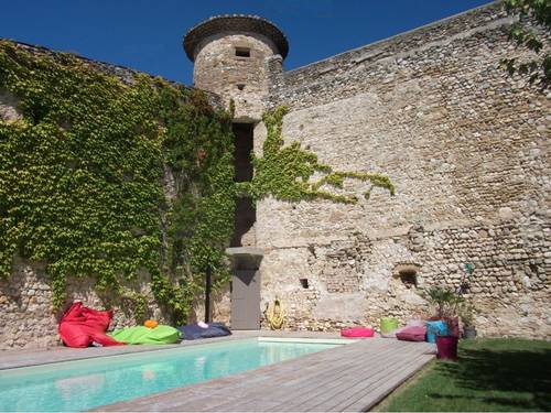Loue propriété avec piscine - 12 couchages - Drôme Montvendre (26)