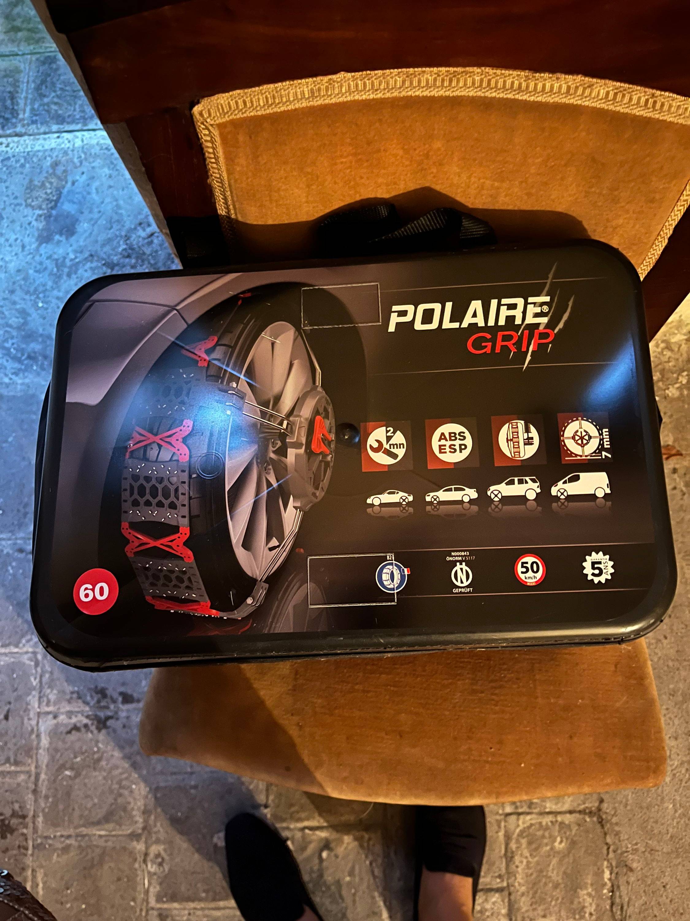 Vends chaînes à neige pour voiture