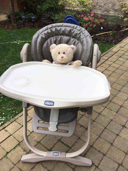 Chaise haute enfant