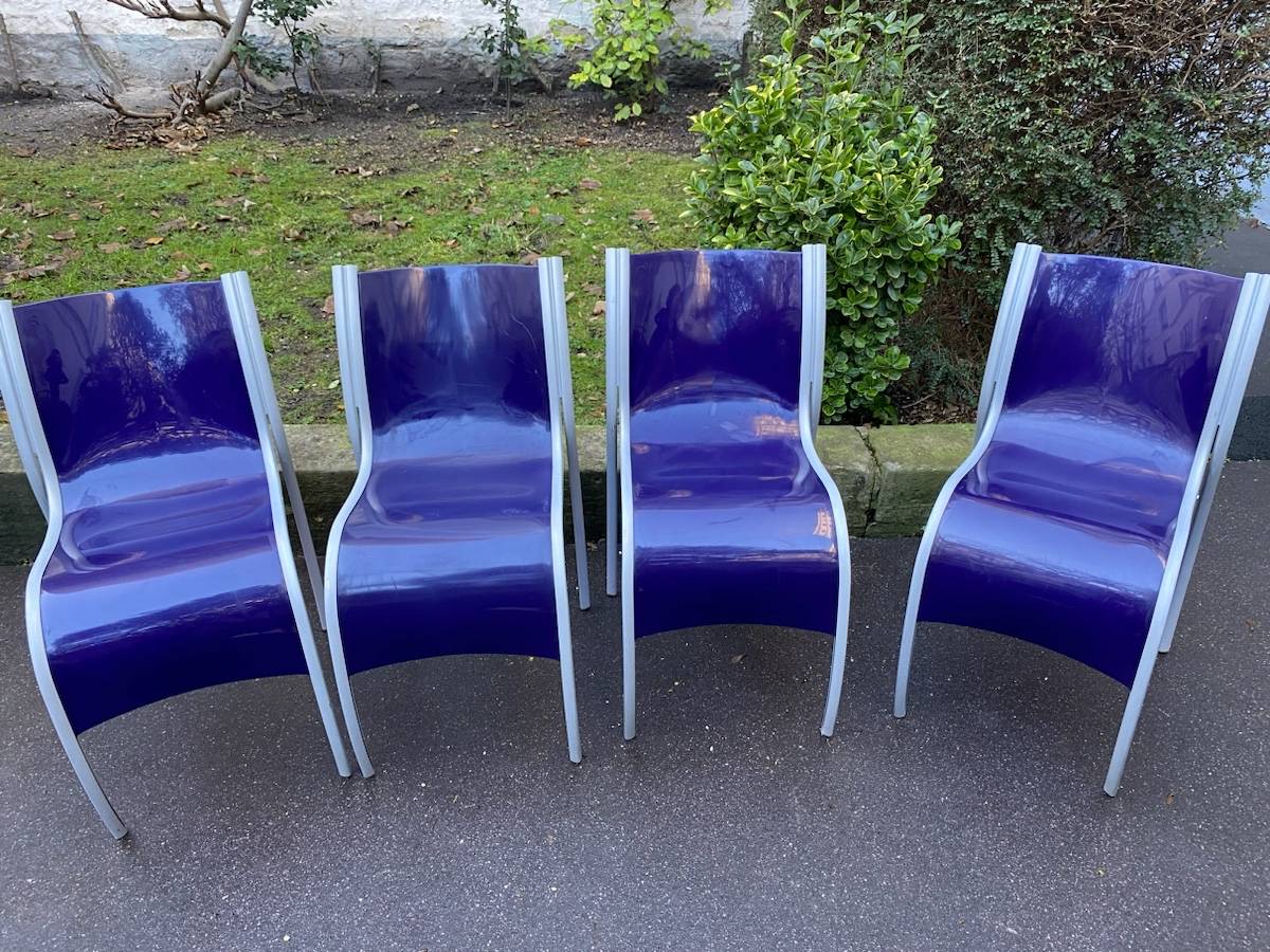 Chaises FPE du designer Ron Arad sur Gens de Confiance