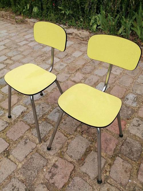 2 chaises en formica breveté VoLo