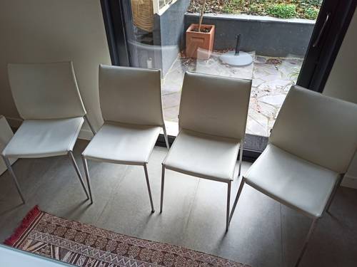 Chaises Zanotta en simili cuir blanc