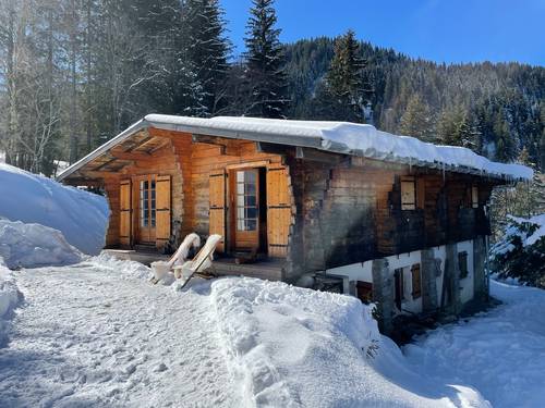 Loue chalet en bois atypique, plein de charme dans la nature à Megève (74) - 5 chambres, 10 couchages