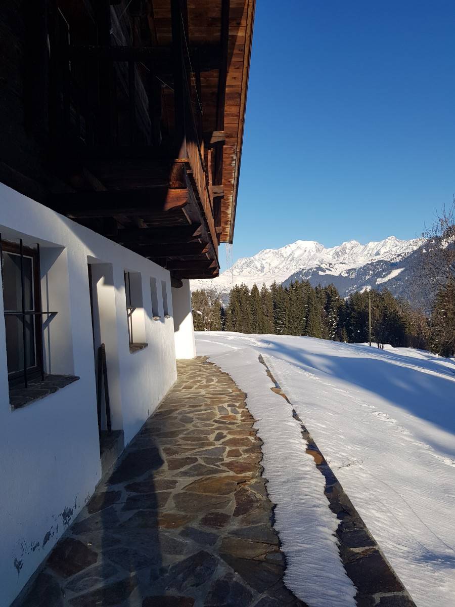 Loue chalet familial au Col des Saisies - 12 couchages - 5 ch - Hauteluce (73)