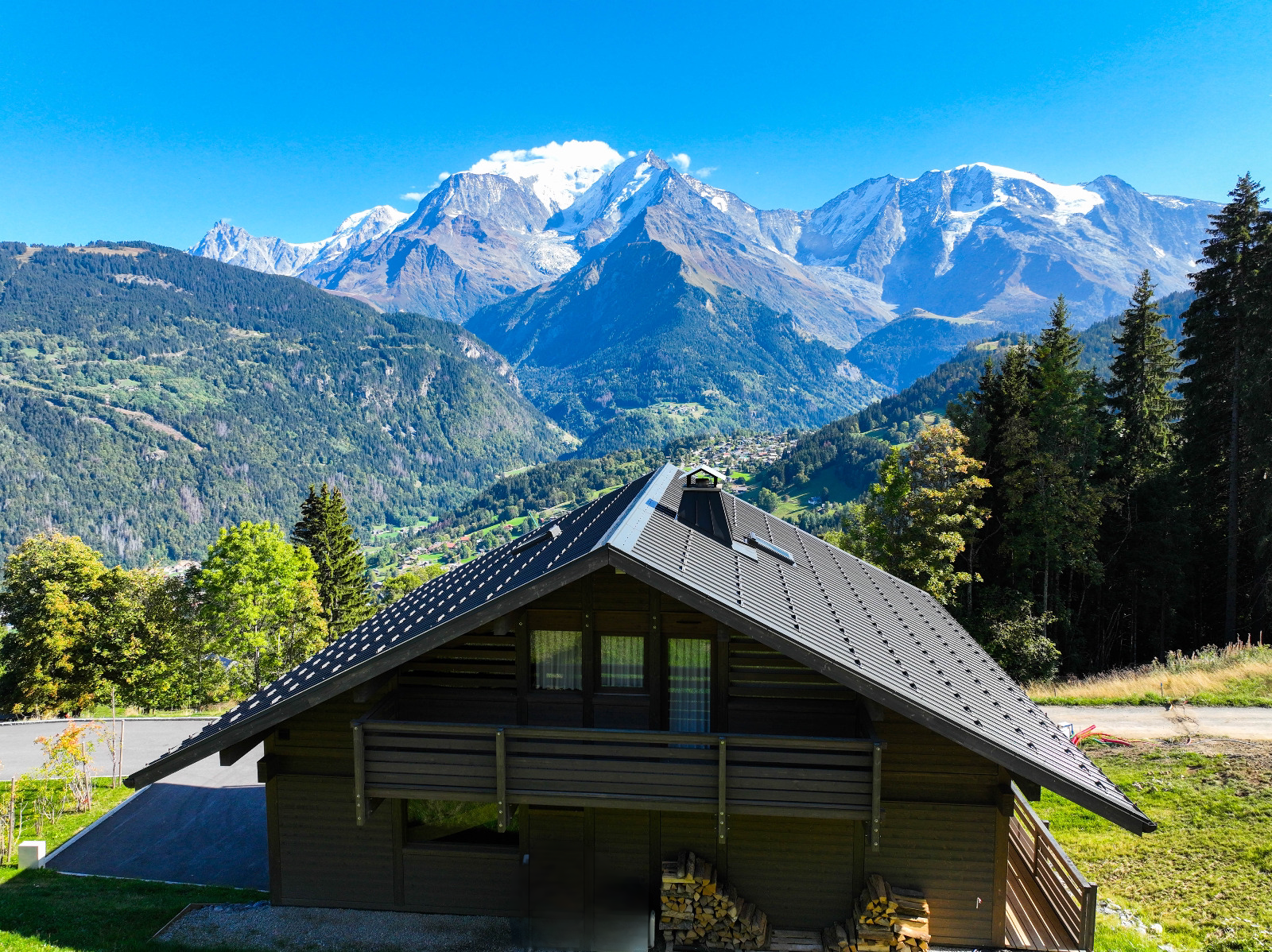 Loue chalet neuf proche pistes - 14 couchages - Saint-Gervais-les-Bains (74)