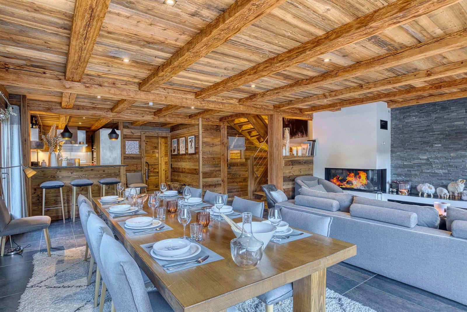 Loue chalet 5 étoiles à La Clusaz - 12 couchages