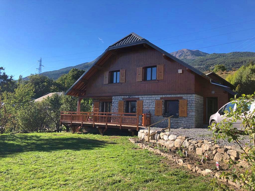 Loue chalet neuf - 10 couchages - Embrun (05)