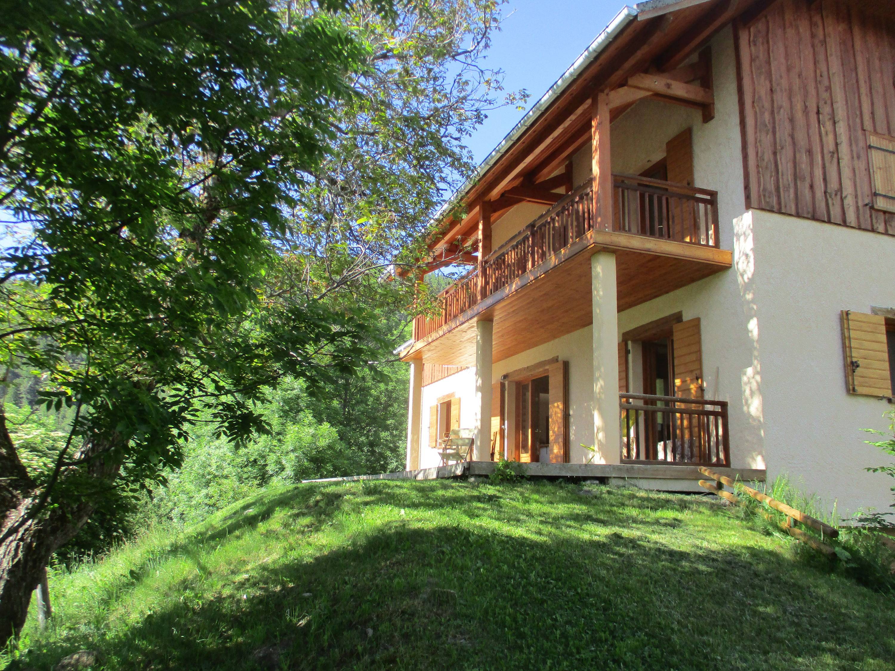 Loue chalet récent - 12 couchages - Uvernet-Fours (04)