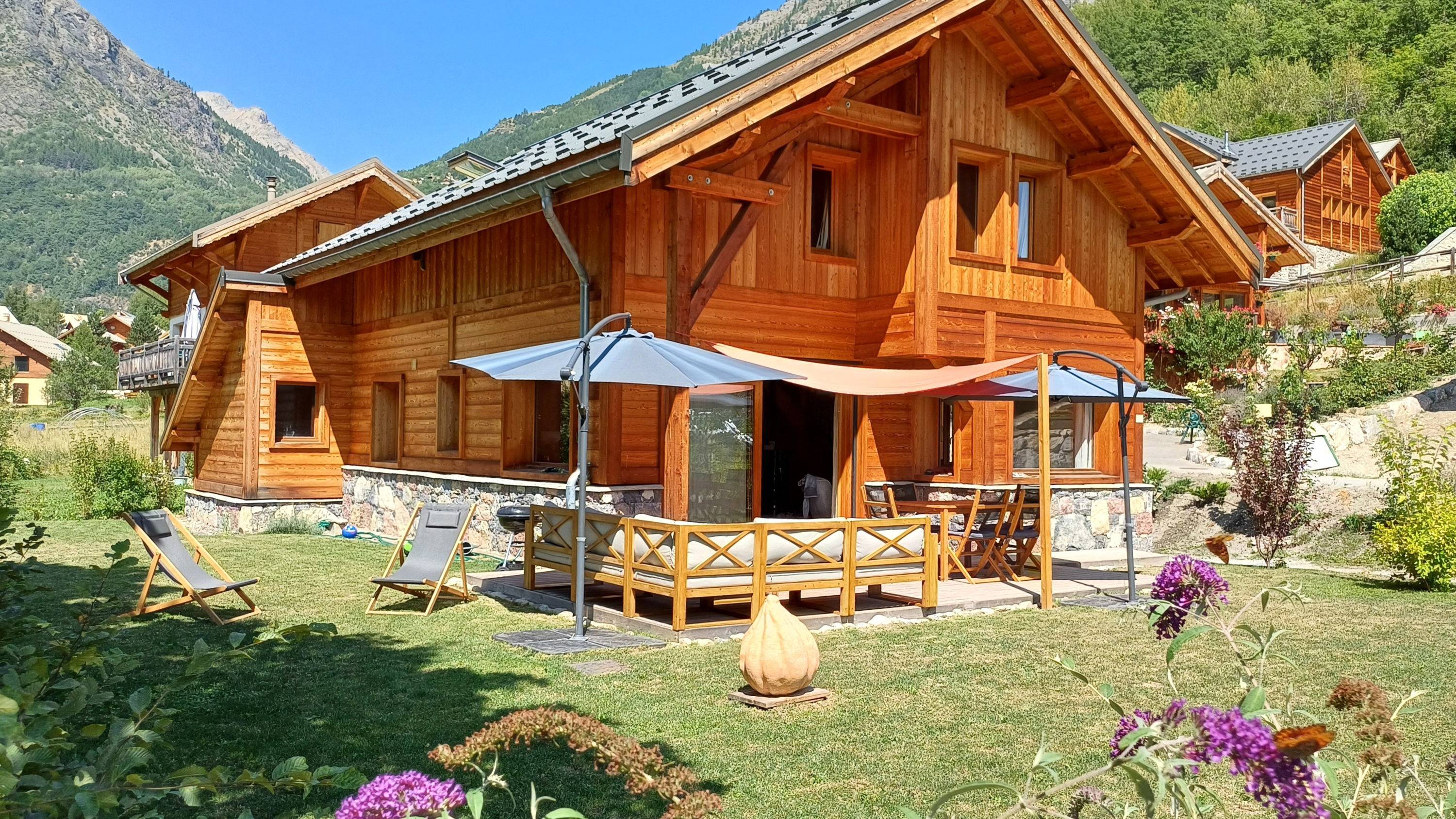 Loue magnifique chalet très bien situé, 9 couchages - Vallouise-Pelvoux (05)