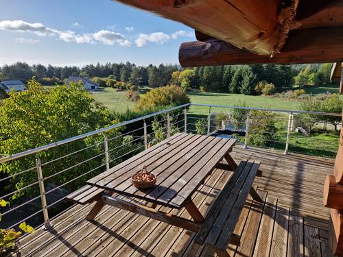 Loue Chalet en rondin avec jacuzzi en bordure de forêt - 4 chambres, 12 couchages, Saint-Sauveur-Camprieu (30)