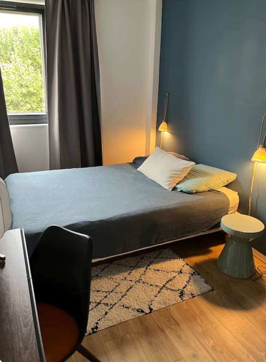 Loue chambre 11m² dans mon appartement Boulogne-Billancourt