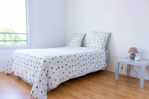 Propose chambre dans appartement 85m² - Lumineux/Proche Metro 12 & 7 - Aubervilliers (93)