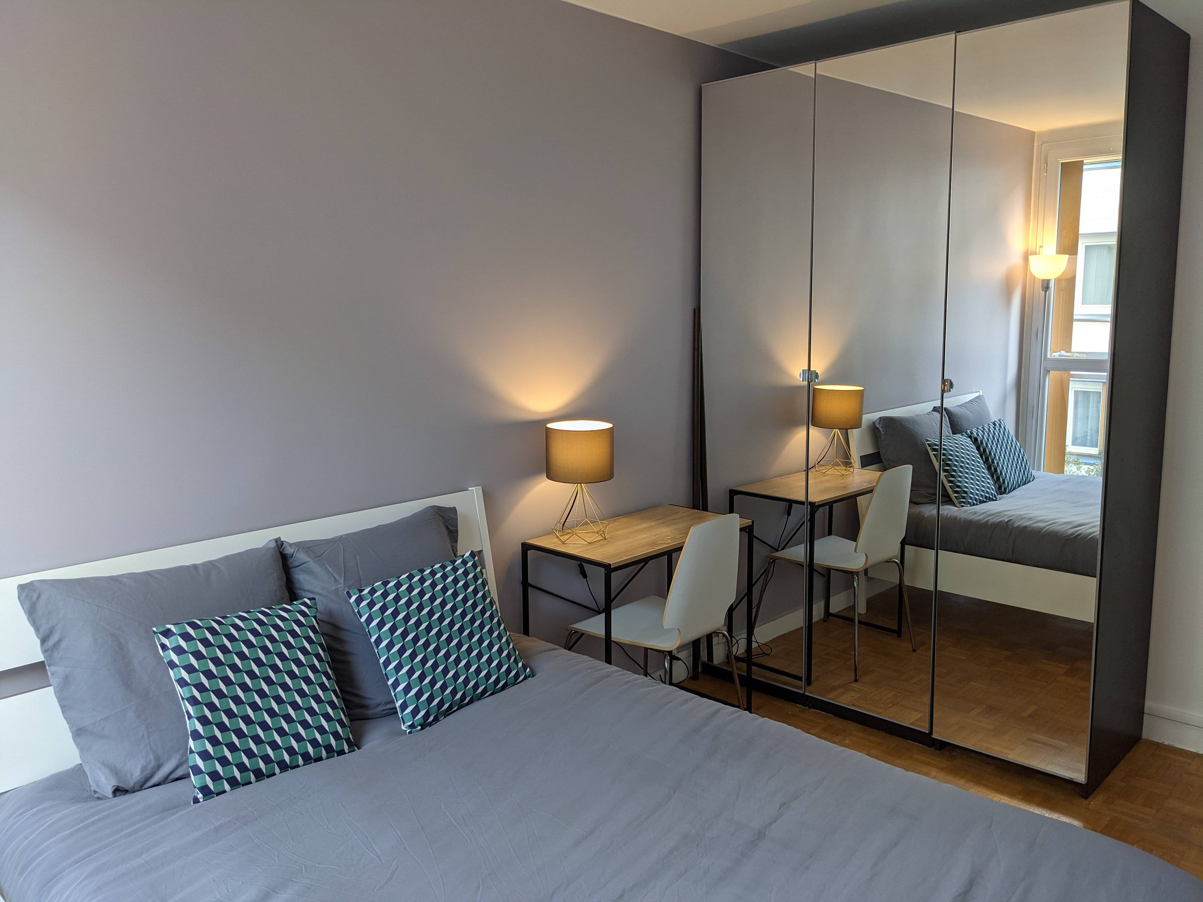 Propose colocation appartement 83m² Créteil Université - 2 chambres colorées et calmes dans une colocation bien équipée