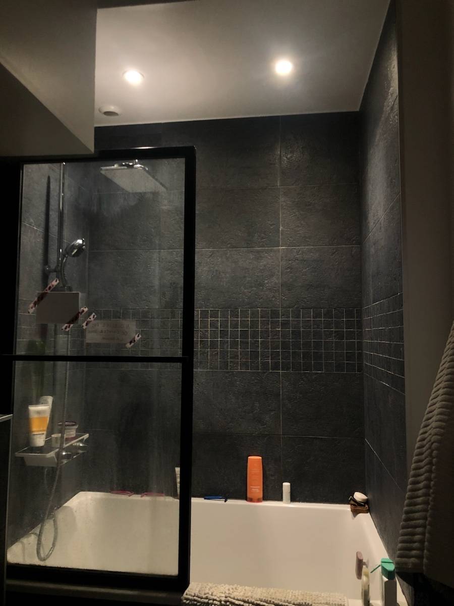 Loue chambre en colocation de 40m² (sous-location) juillet- ou - juillet/août Paris 18ème