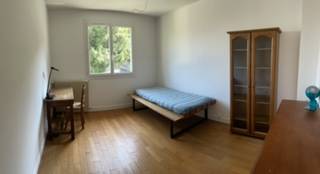 Propose chambre 12m² en colocation dans une maison Ville d’Avray (92)