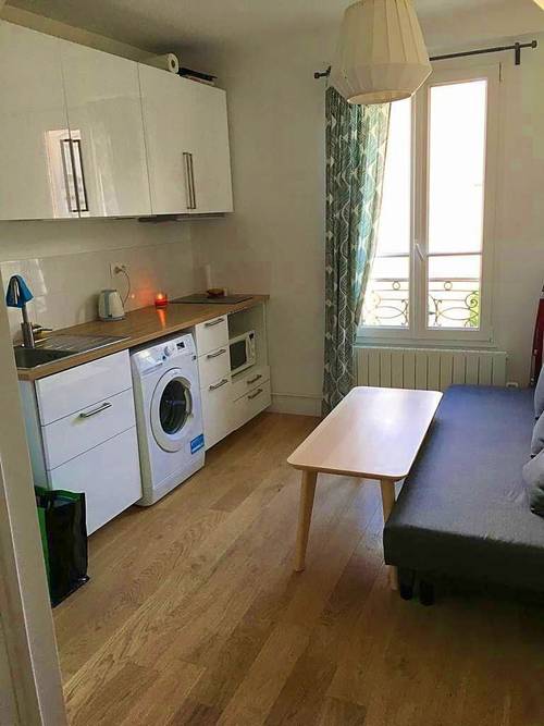 Propose une petite chambre en colocation - Métro pasteur - Paris 15ème