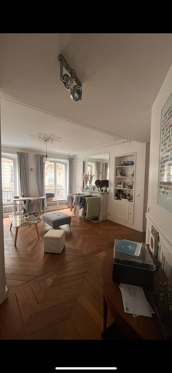 Loue chambre colocation appartement 80m² Paris 8ème (Villiers)