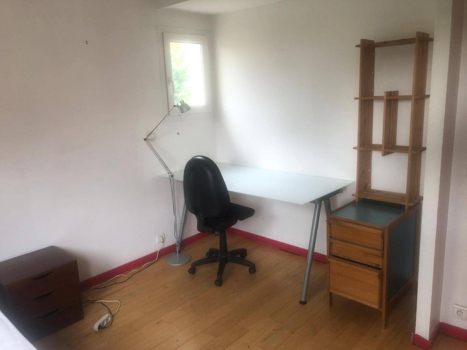 Loue chambre 15m² chez l’habitant à Vanves (92) - Pour élève en internat externé