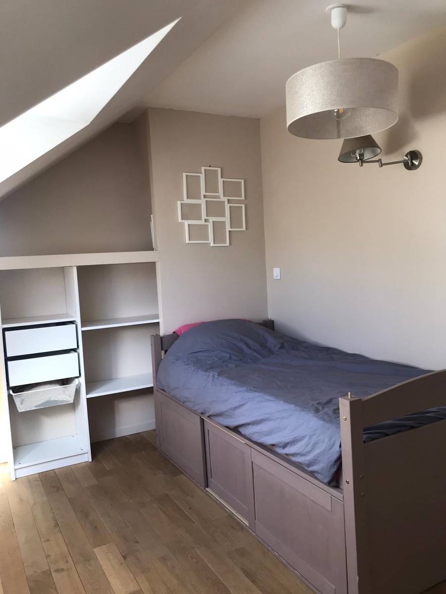 Loue chambre en colocation dans maison - 9m² - Voisins-le-Bretonneux