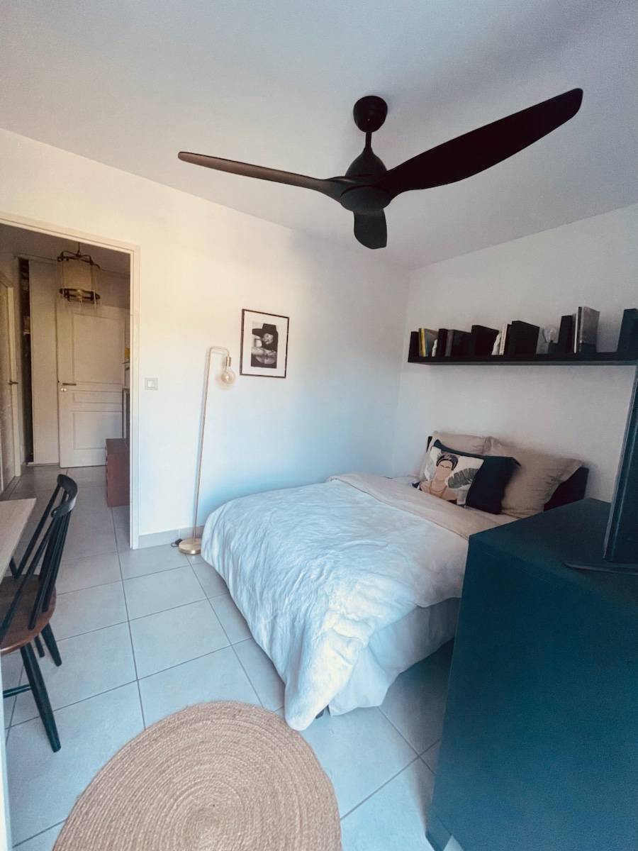 Loue chambre 10m² pour étudiante