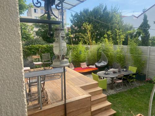 Loue chambre pour étudiante dans grande maison à 10mn de Paris