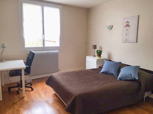 Propose Chambre dans grand 3 pièces 70m² Tours (37)