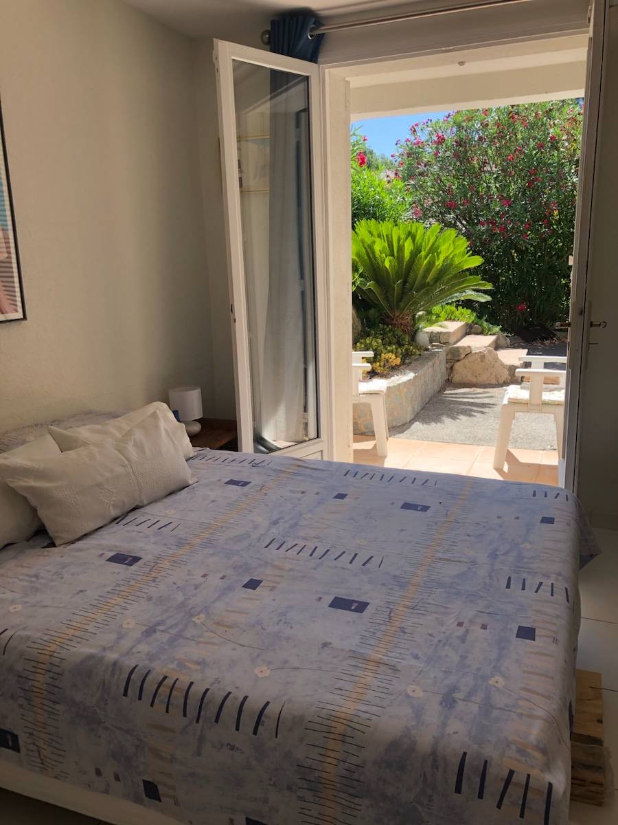 Loue chambre chez habitant avec accès privatif à la piscine - 2 couchages