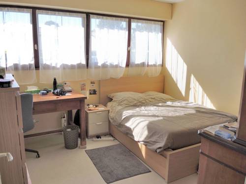 Chambre à louer 13m² chez l’habitant à Gradignan (33), à 1 km du campus universitaire de Pessac/Talence/Bx