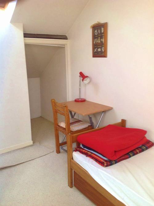 Loue chambre 12m² à 100m métro Issy mairie