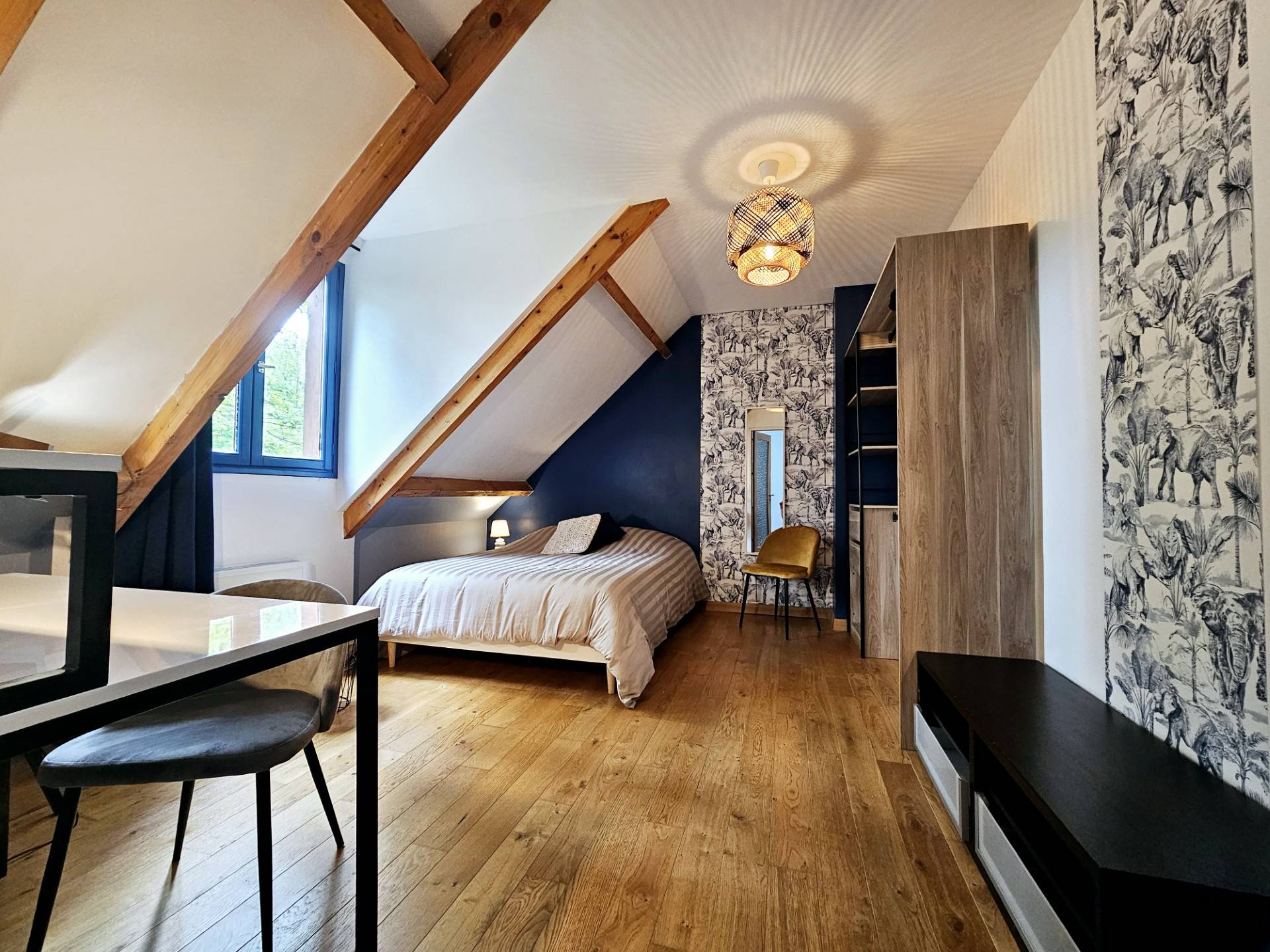 Loue chambre meublée 26m² Bures-sur-Yvette 91ème - 15mn à pied RER La Hacquinière, 5mn bus