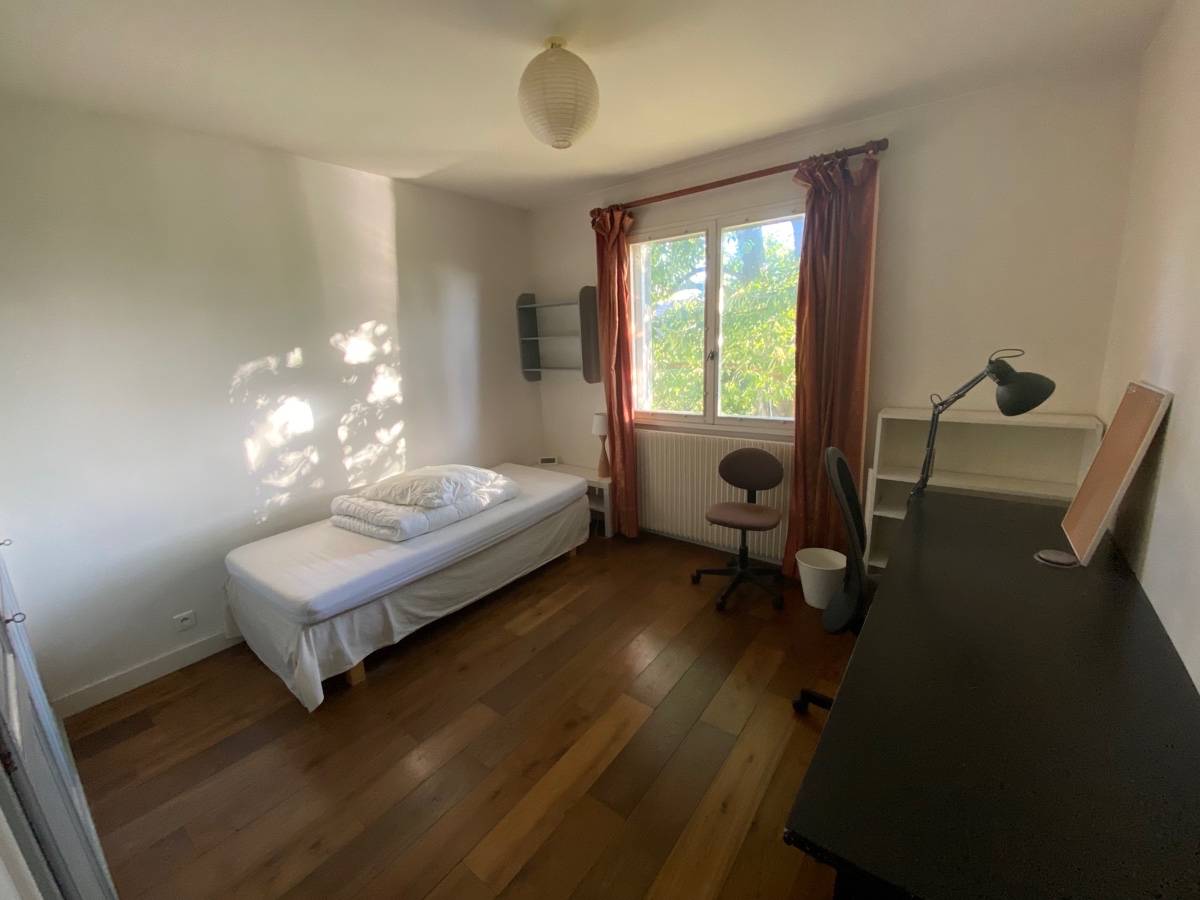 Loue Chambre à Rueil Malmaison pour étudiant en classe prépa à Daniélou - 1 chambre, 11m²