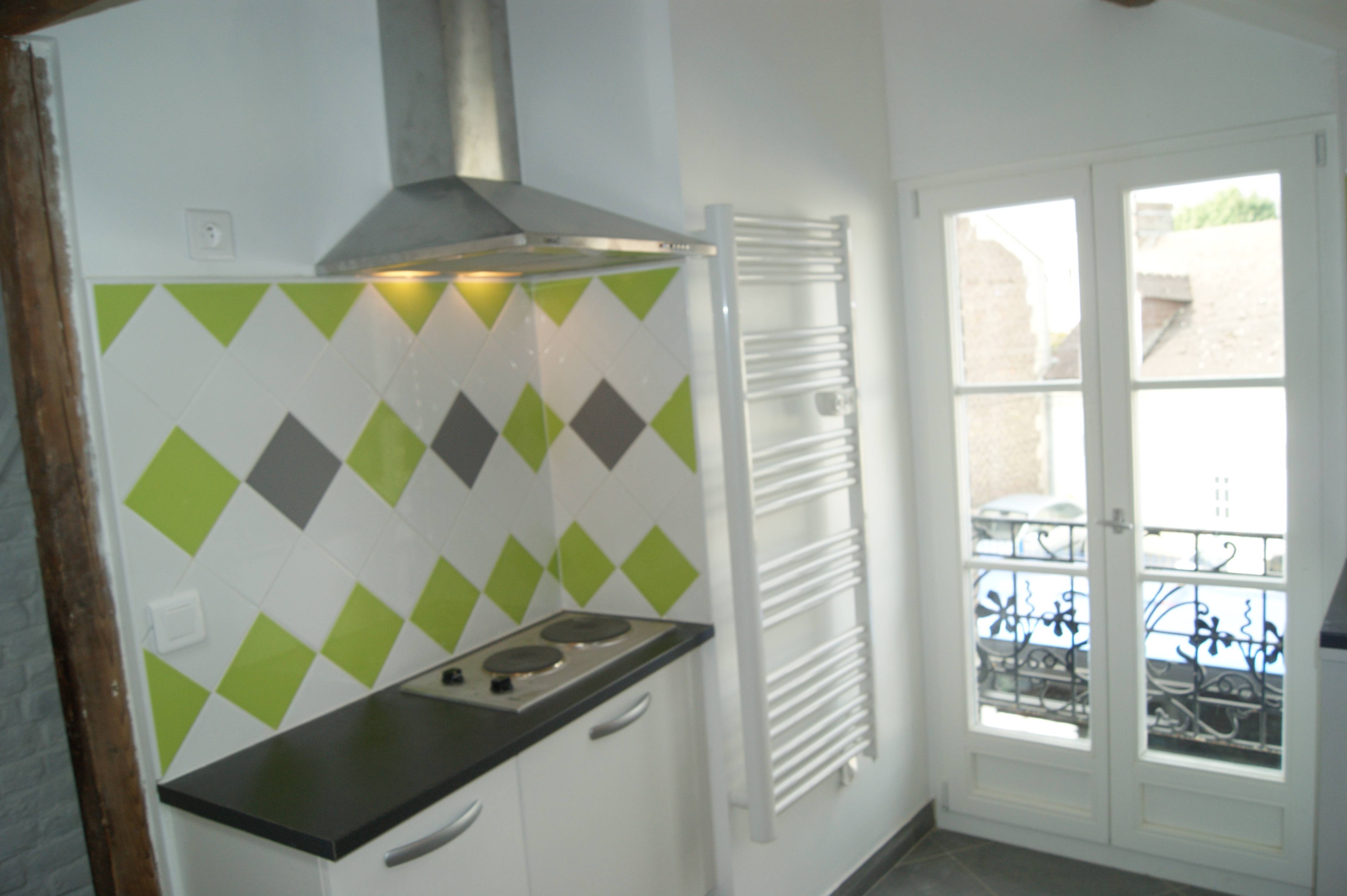 Loue 2 chambres colocation appartement 40m² Compiègne - Proche UTC, meublé étudiant 2 chambres colocation F2