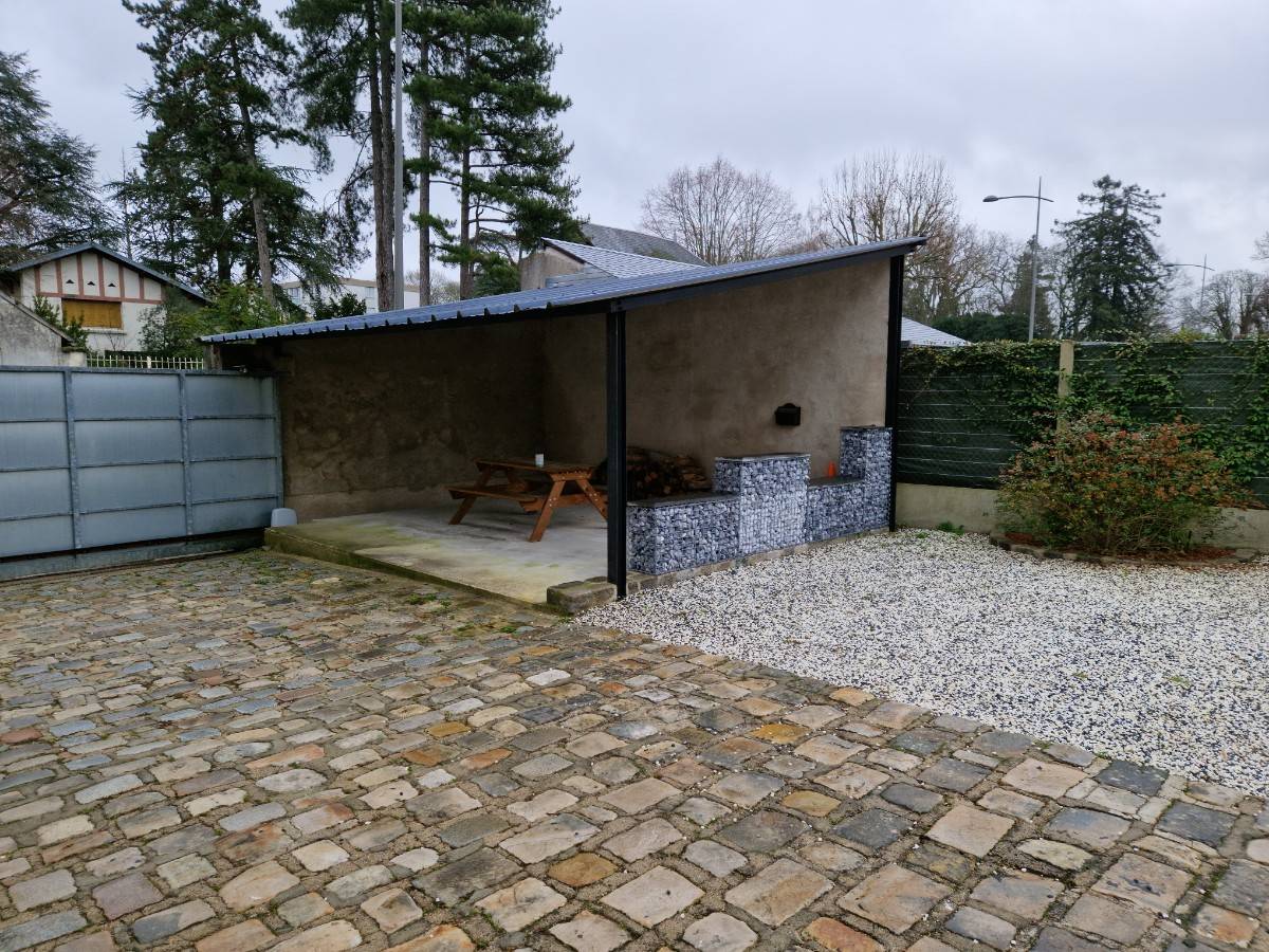 Loue chambres dans dépendance autonome d’une maison principale - 86m², Saint-Jean-le-Blanc (45)