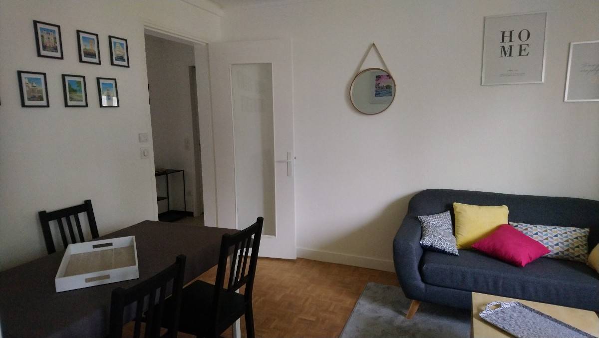 Loue chambre meublée en colocation confort et rénovée - 11m²