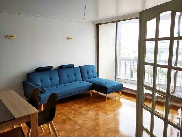 Propose place en colocation de 3 chambres avec balcon· 78m²