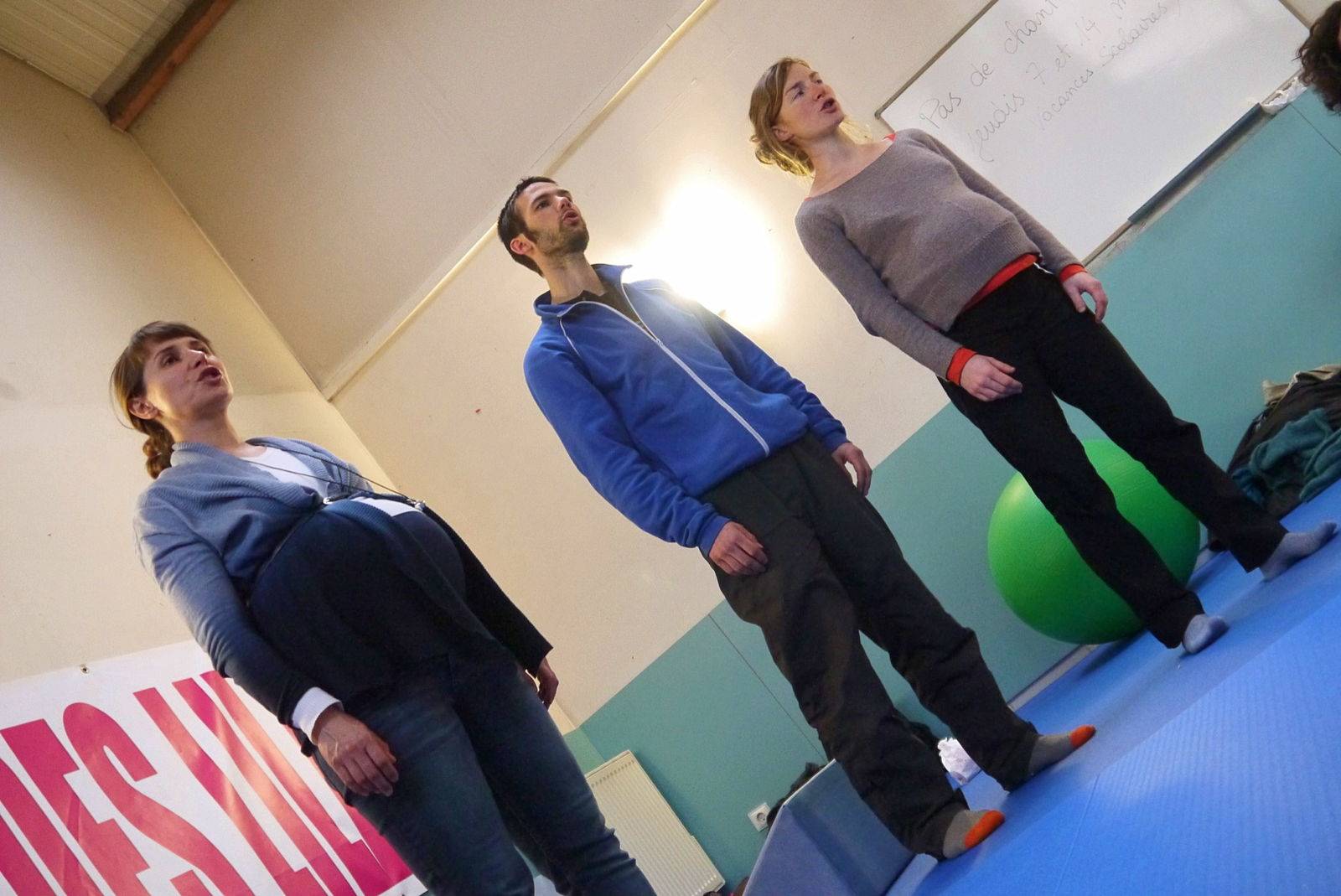 Propose atelier chant prénatal en ligne