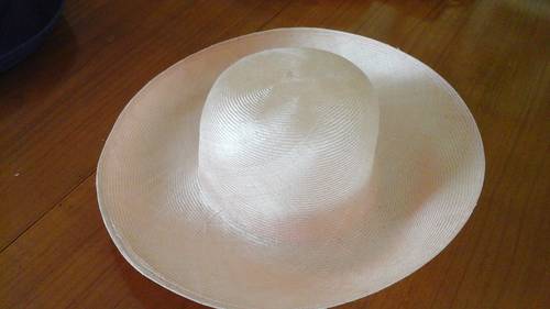 Chapeau de cérémonie