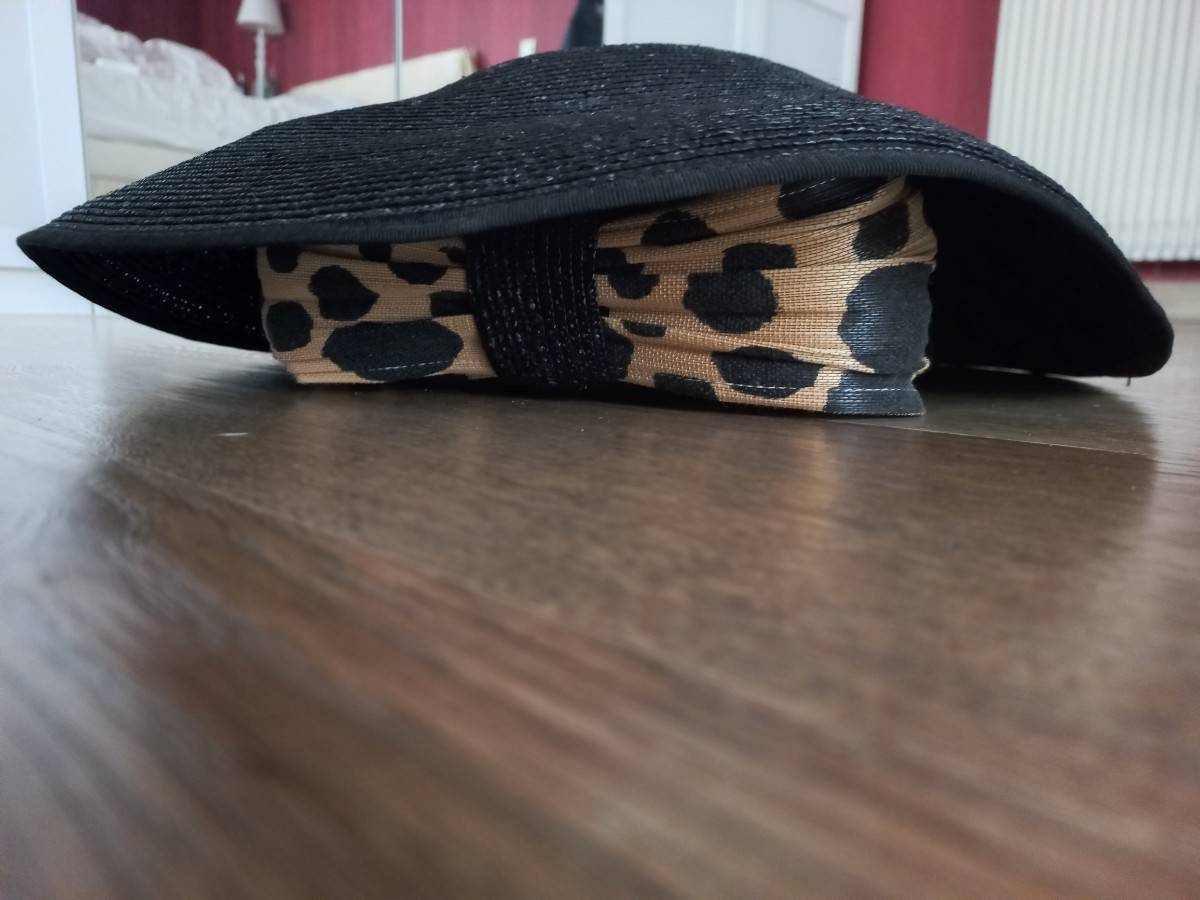 Chapeau noir avec sac made in France