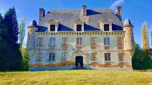 Loue charmant petit Château en Normandie à Mardilly (61) - 4 chambres - 7 couchages