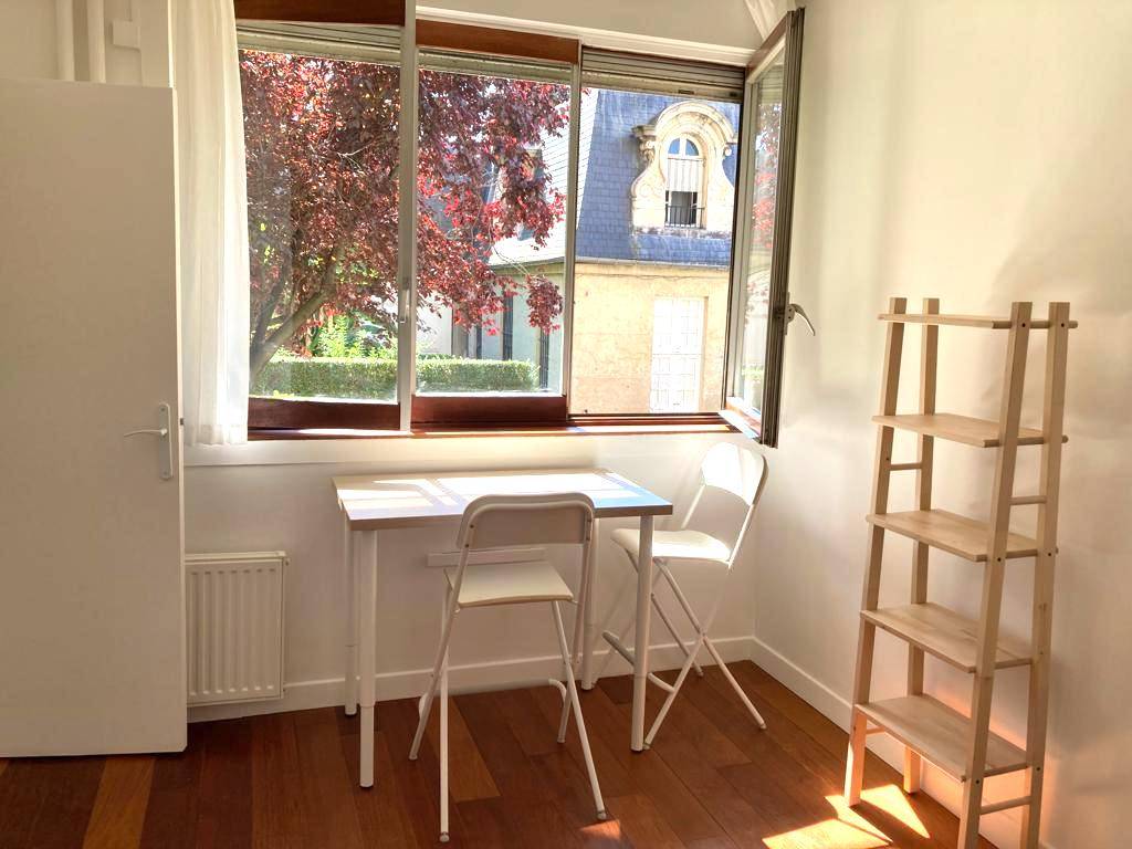 Loue charmant studio Neuilly sur seine - 16m²