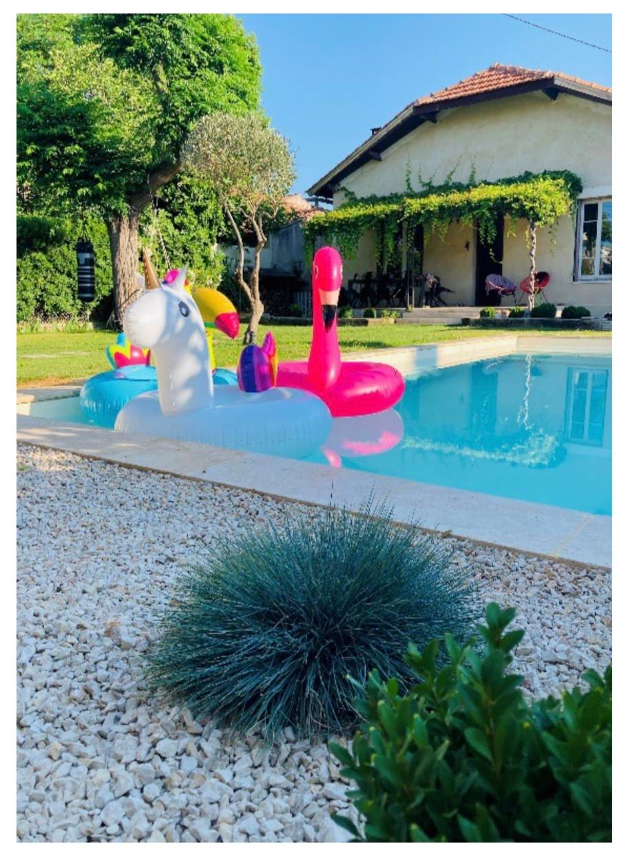 Loue maison avec piscine au calme et proche du centre - 8 couchages