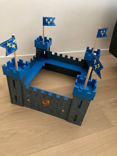 Château fort en bois pour chevaliers Papo ou Schleich