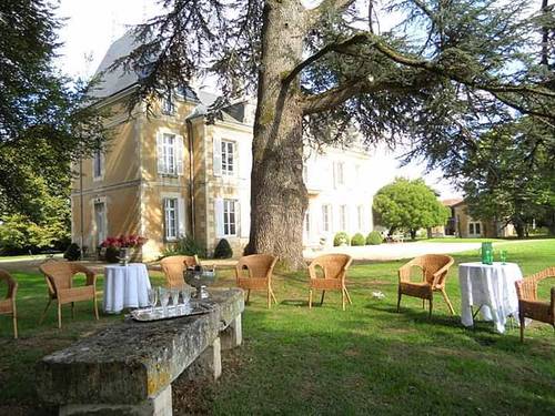Loue Château de famille 16 couchages adultes + 5 enfants - St Julien l’Ars (86)