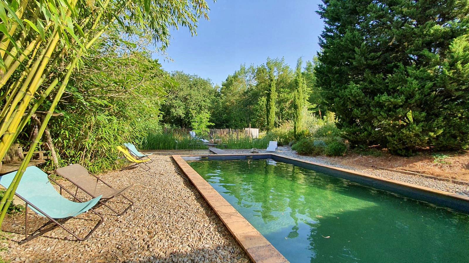 Loue maison Château Sud, près de Toulouse avec piscine naturelle - 10 couchages, 4 chambres