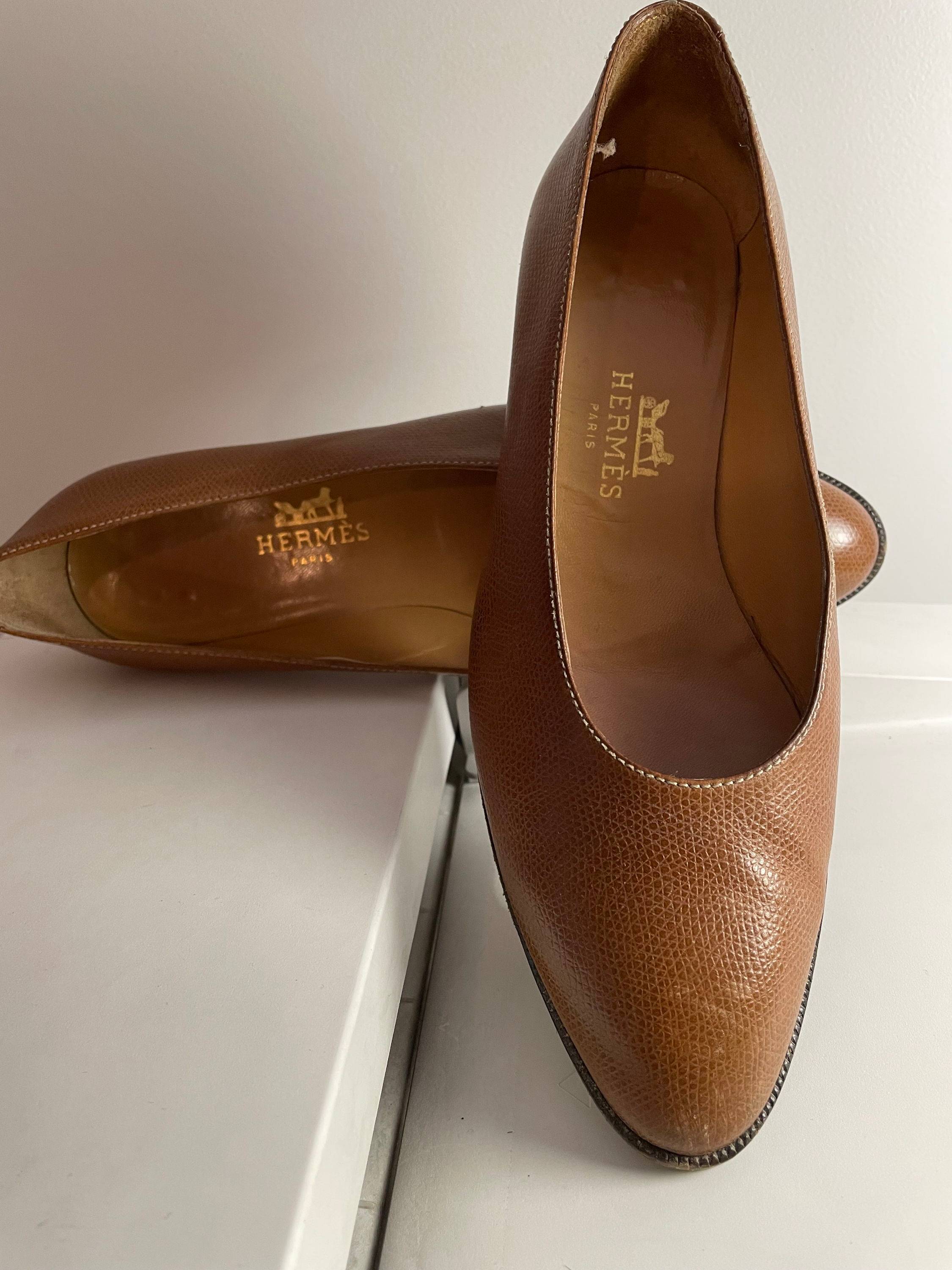 Escarpins Hermès En Daim Et Cuir - Pointure 38, Talon Haut (>7 Cm), Couleur Grise, Occasion